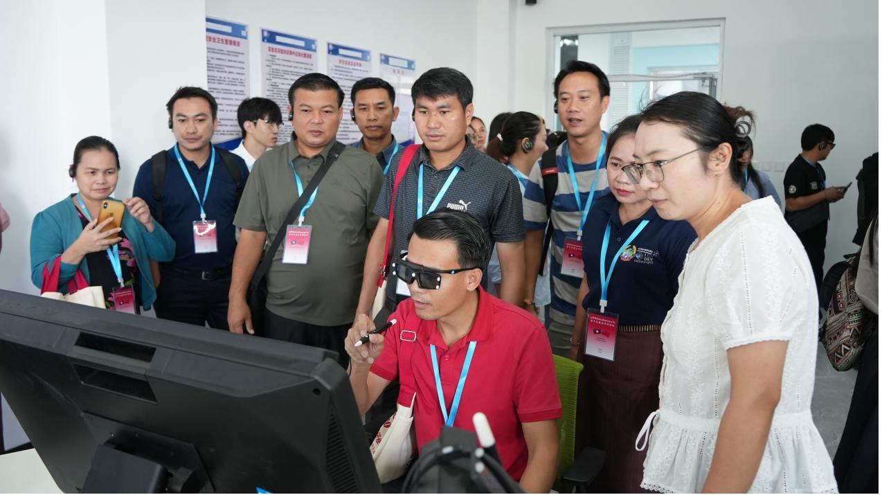 商务部老中发展合作研修班调研职教赋能乡村振兴成果